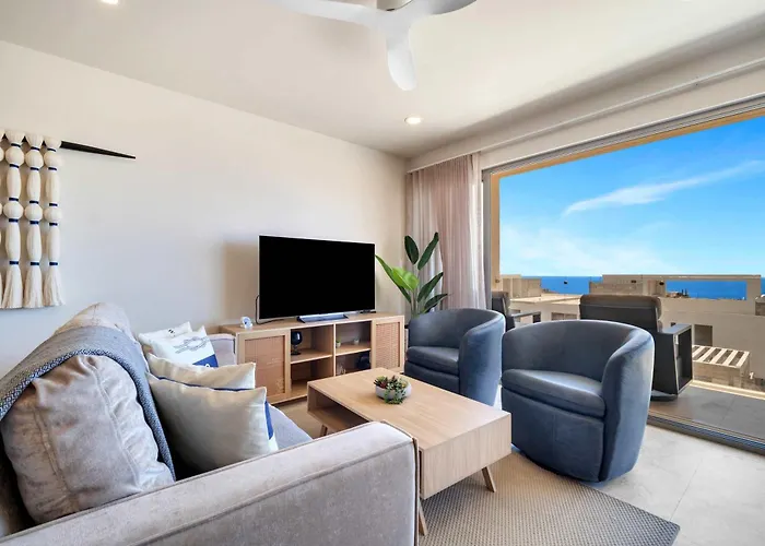 Marvelous Brand New 2 Bedroom - Pool With Ocean Views Holiday home *