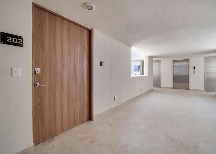 Holiday home Marvelous Brand New 2 Bedroom - Pool With Ocean Views