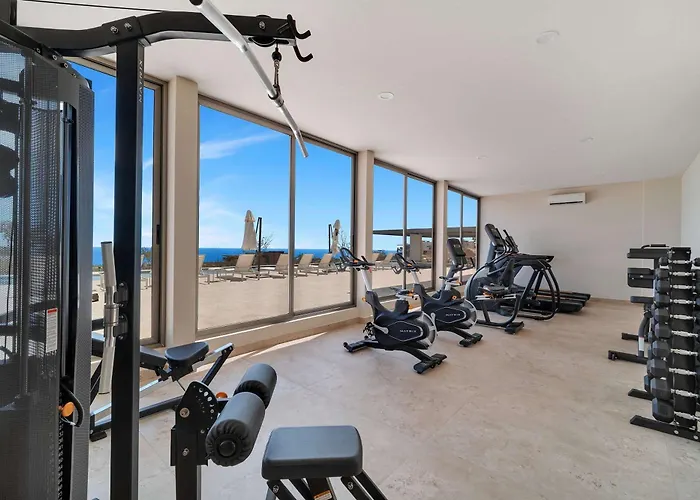 Holiday home Marvelous Brand New 2 Bedroom - Pool With Ocean Views