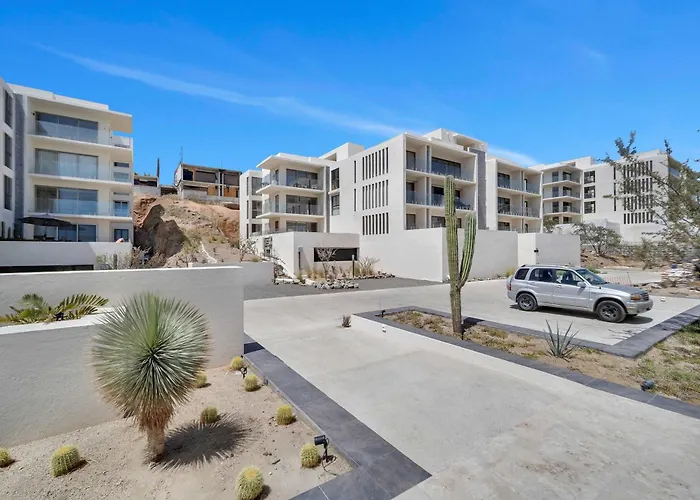 Marvelous Brand New 2 Bedroom - Pool With Ocean Views Holiday home Cabo San Lucas